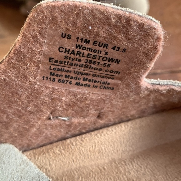 Eastland Charlestown Women’s Sandal Tan Double Strap Suede Buckle Close Size 11 - Picture 7 of 11